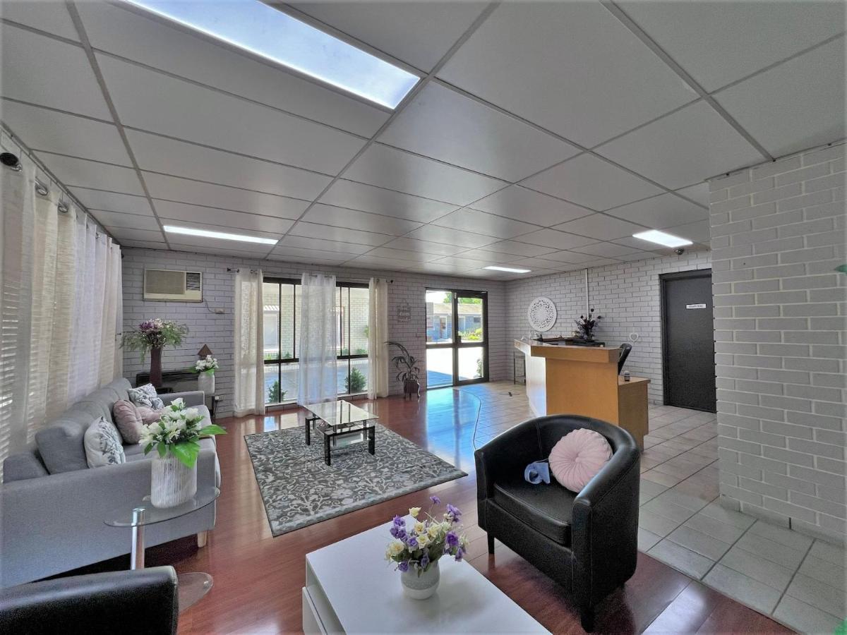Albury Garden Court Motel Екстериор снимка