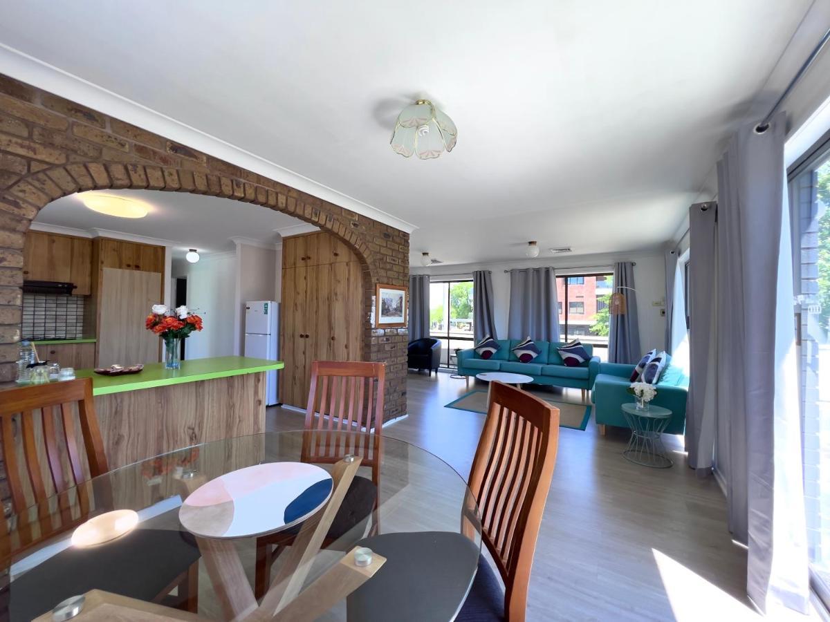 Albury Garden Court Motel Екстериор снимка