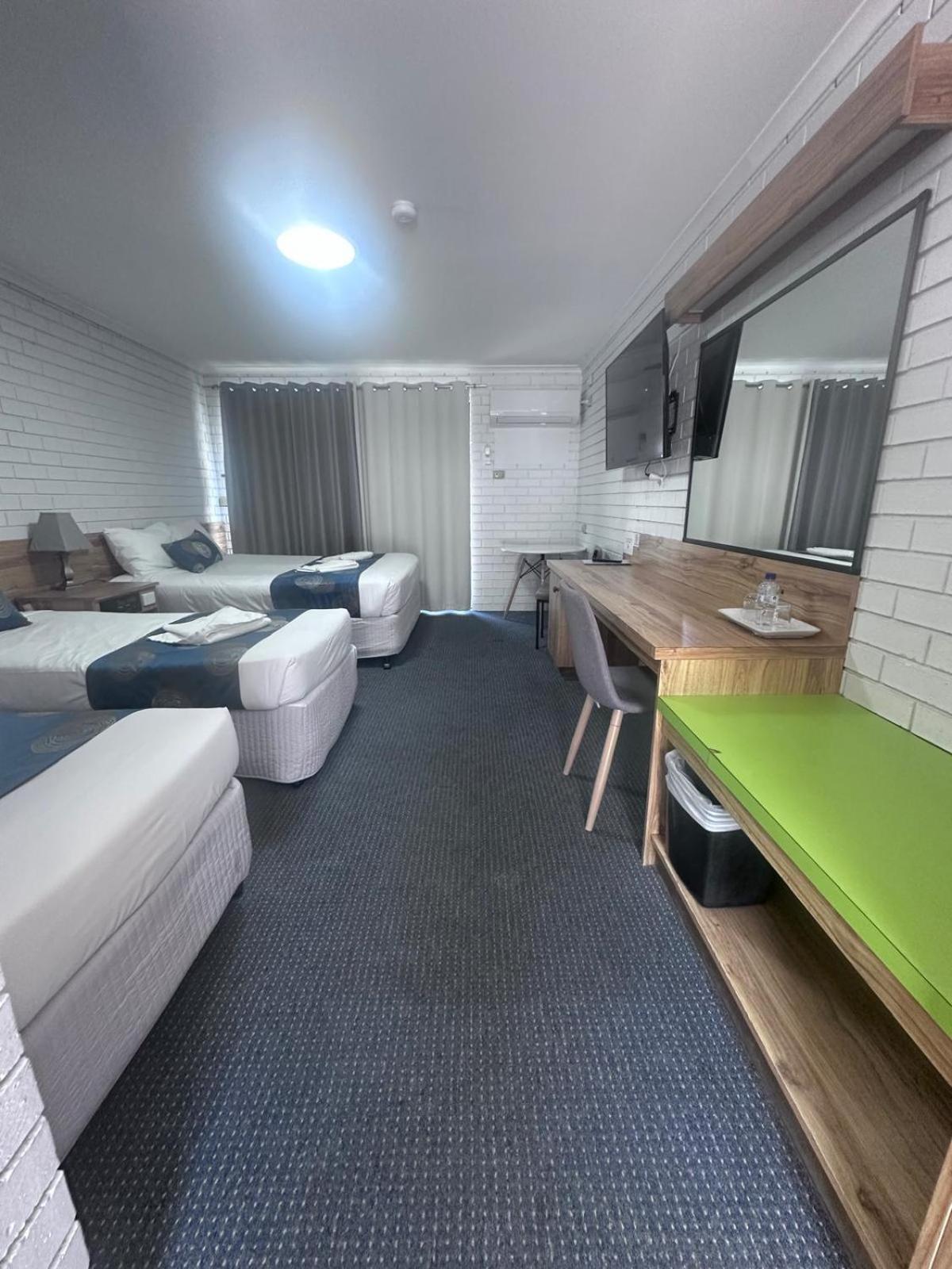 Albury Garden Court Motel Екстериор снимка
