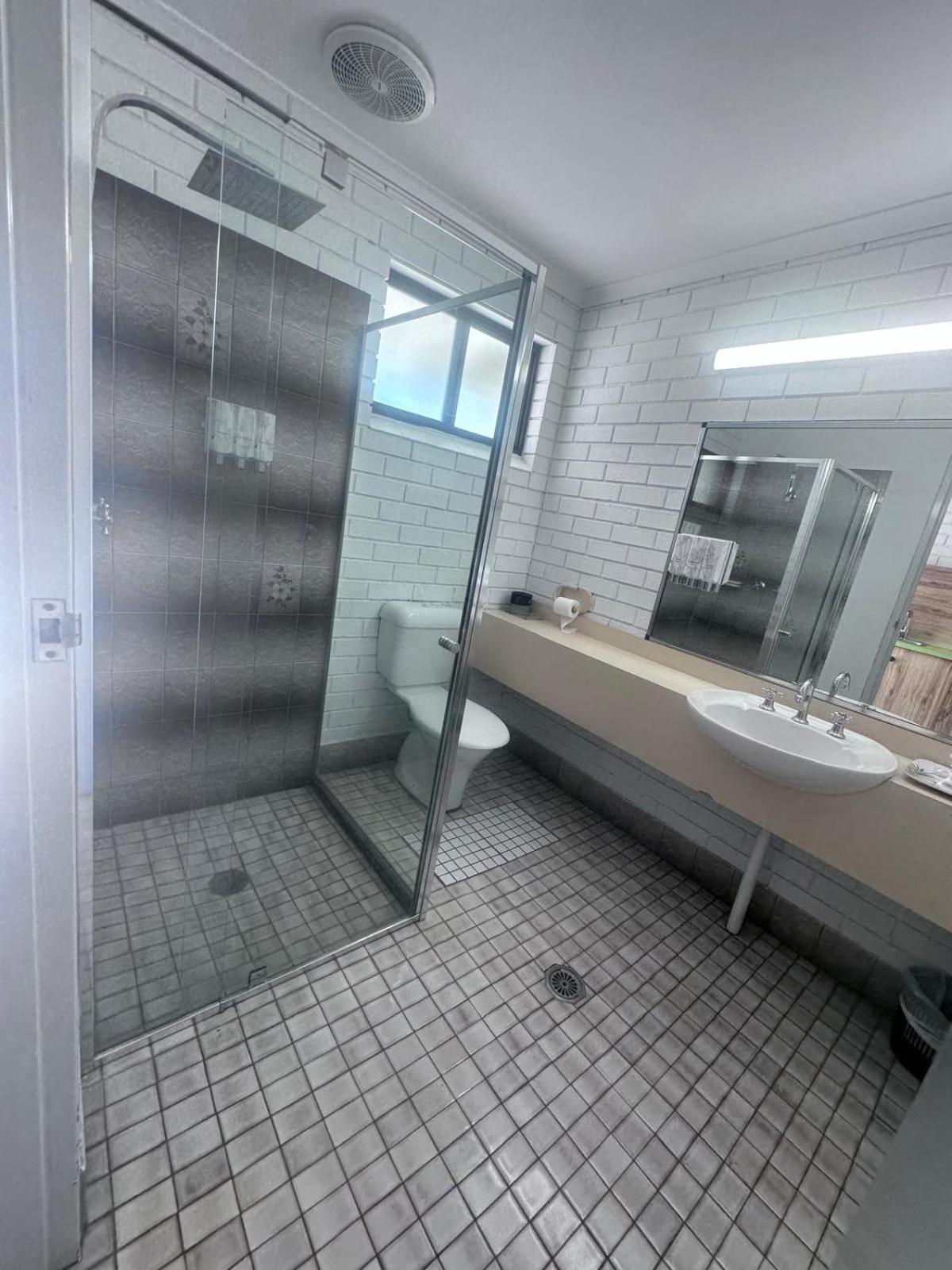 Albury Garden Court Motel Екстериор снимка