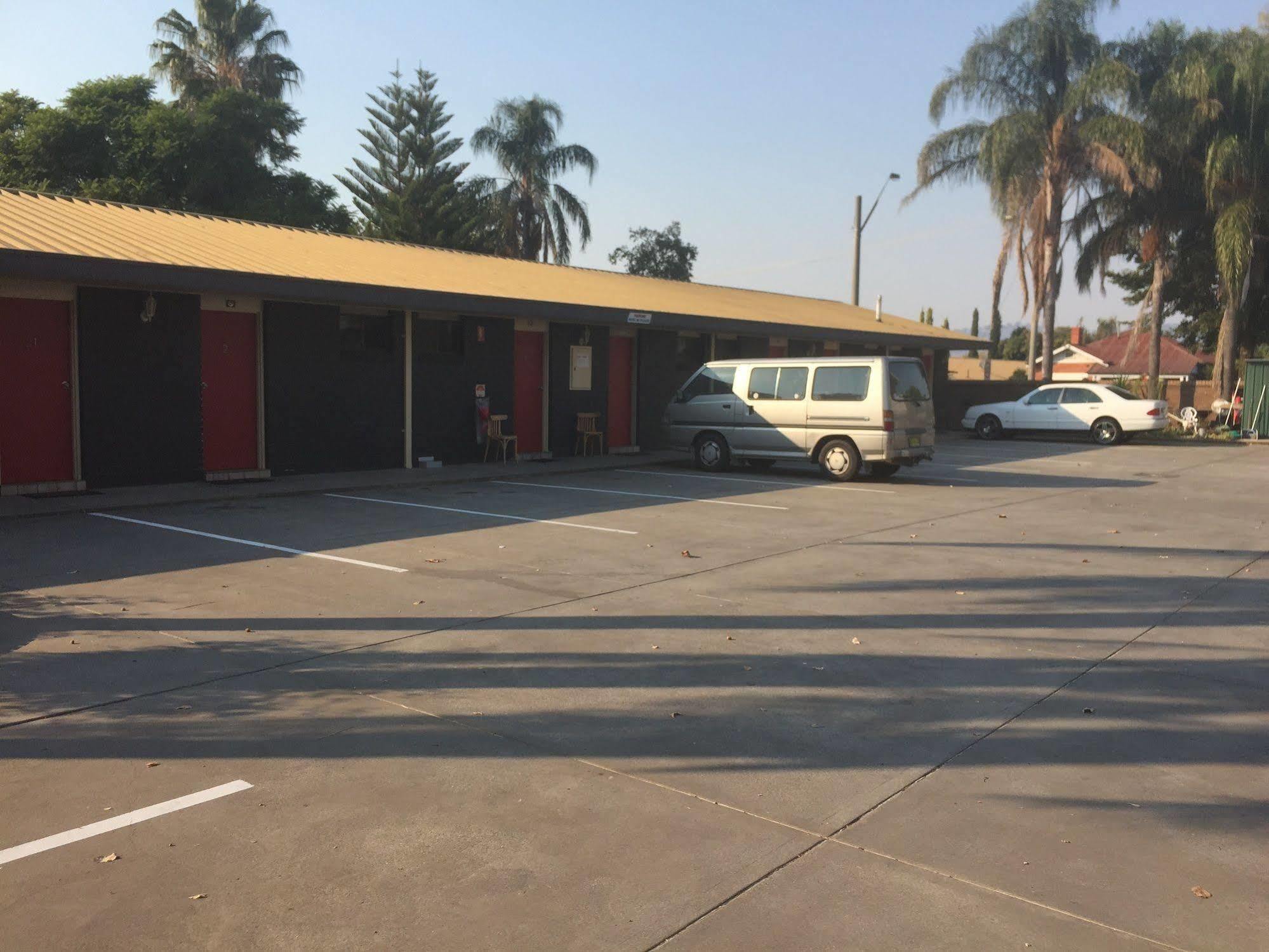 Albury Garden Court Motel Екстериор снимка